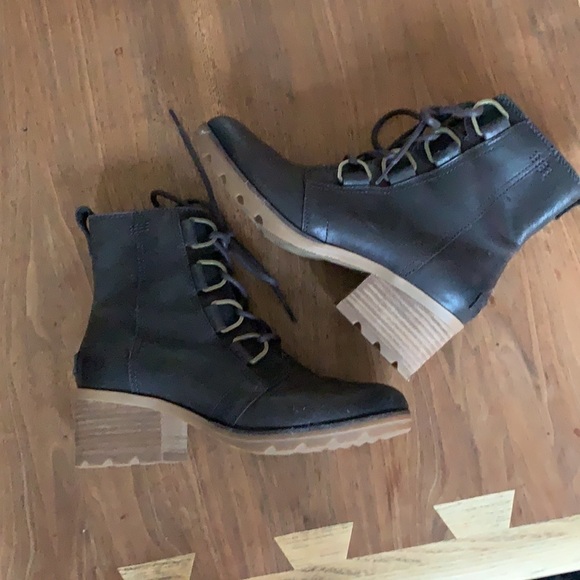 Sorel Cate Combat  Ankle Boots 7.5 - Picture 1 of 11